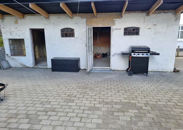 Enjoy The Charming Townhouse Close To The * Aså